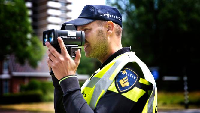 Met 140 km per uur over Ringbaan Zuid: Tilburgse politie durft snelheidsduivel niet te achtervolgen