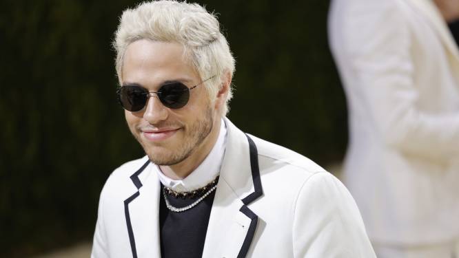 Komiek Pete Davidson zag op tv dat zijn vader was omgekomen tijdens 9/11