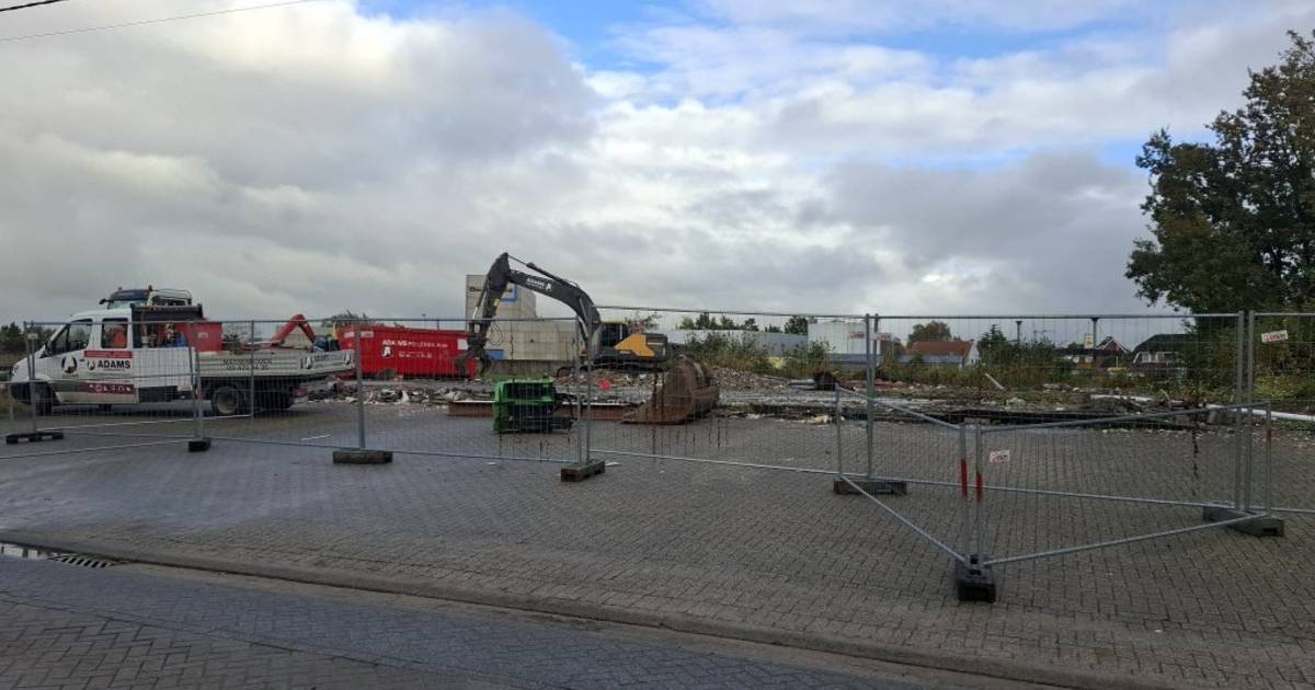 De sloop- en afgravingswerken site Roefs in Den Hout zijn gestart | Beerse