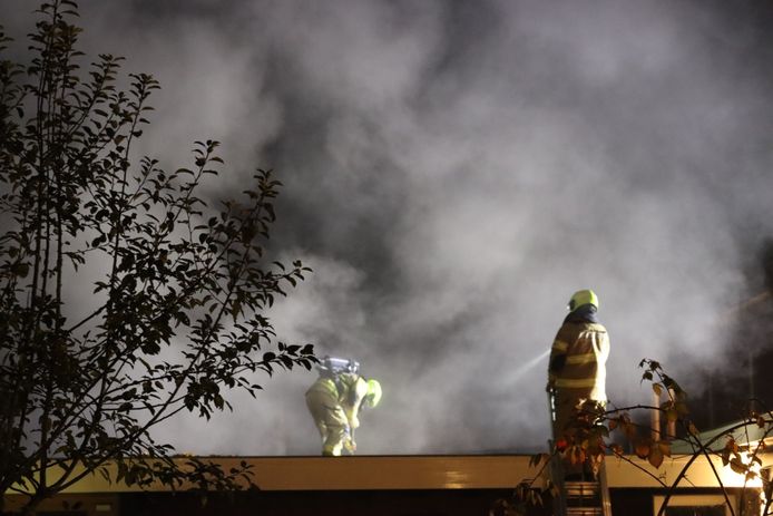 De brandweer wist de schuurbrand snel te blussen.