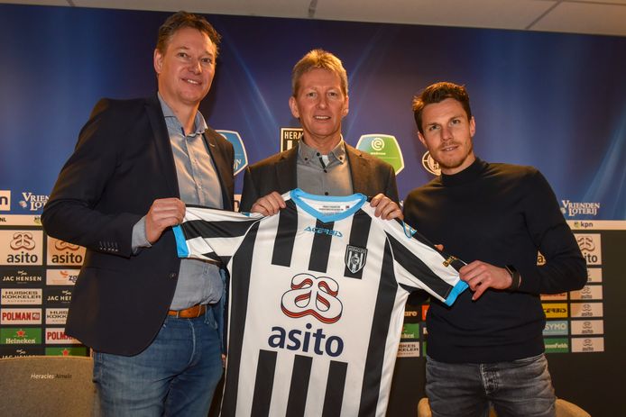 Mark-Jan Fledderus (r) werkte bij Heracles samen met Frank Wormuth. Links Heracles-directeur Rob Toussaint.