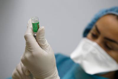 AstraZeneca va livrer 30% de vaccins de plus que prévu à l'UE