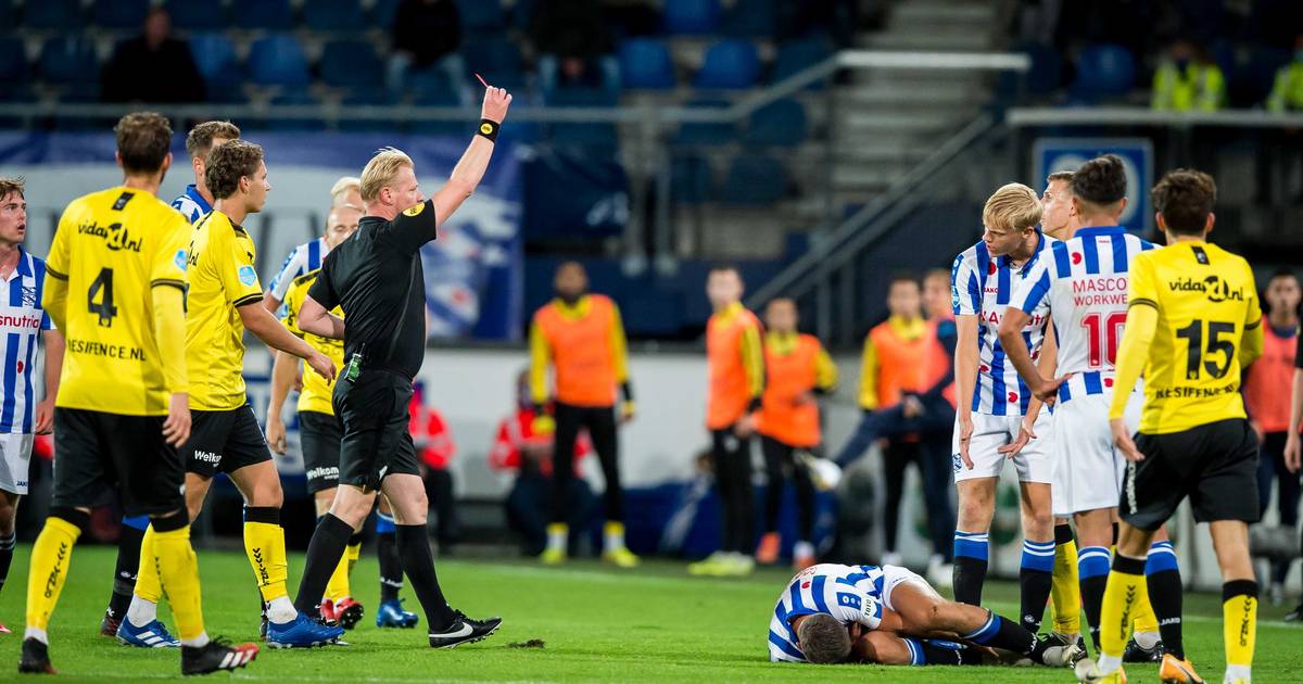 Vvv Twee Duels Zonder Geschorste Pachonik En Janssen Nederlands Voetbal Adnl 2542