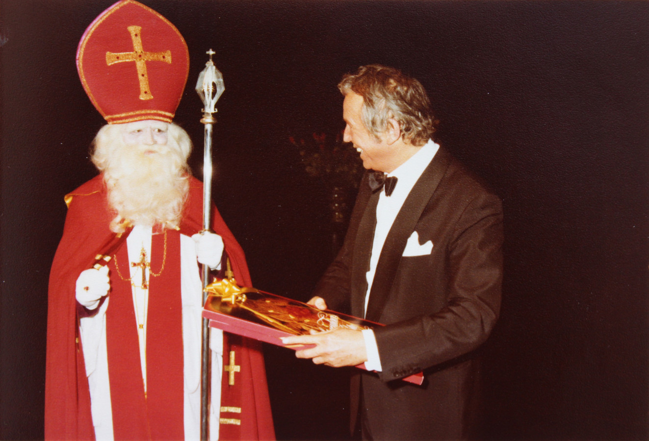 Sint verrastte Toon Hermans op 6 december 1977