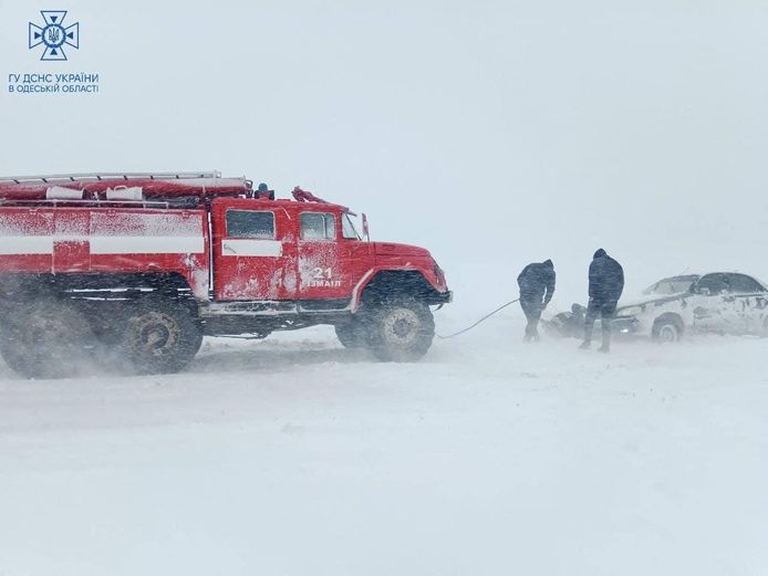Reddingwerkers in de weer in de regio Odessa.