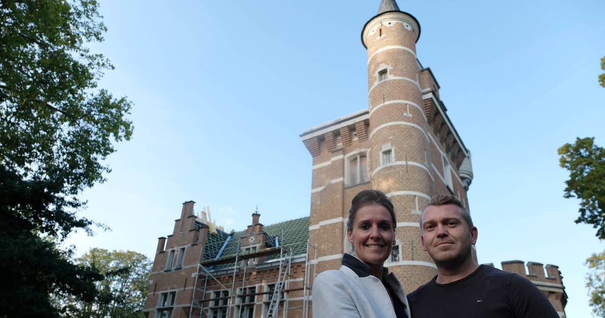 Nieuwe eigenaars tonen Kasteel Caputsteen tijdens Open Monumentendag ...