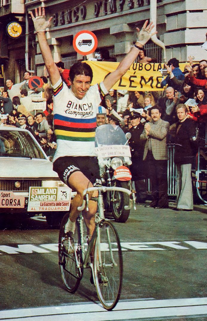 Felice Gimondi als winnaar van Milaan-San Remo.