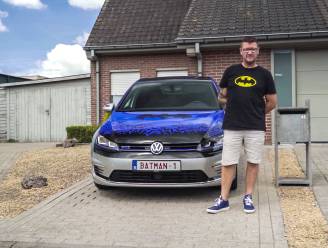 Pittemnaar Bruno Despriet met BATMAN-1 te zien in Vanity Plates: “Rijden in de Batmobile was een kinderdroom”