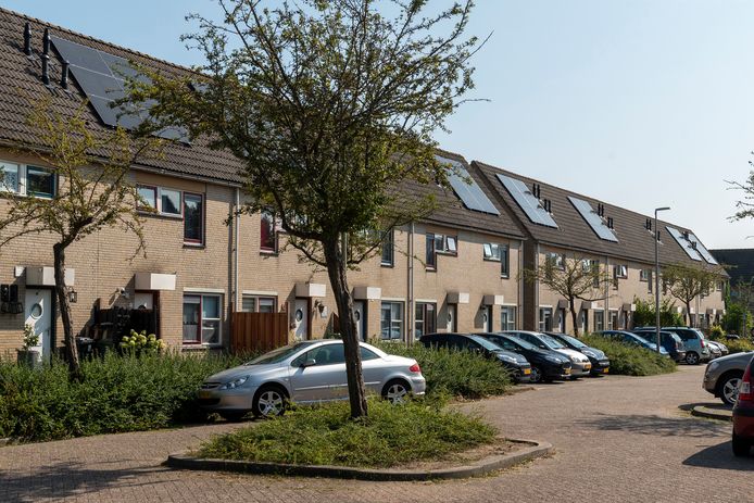 Geplaatste zonnepanelen in Noordhove.
