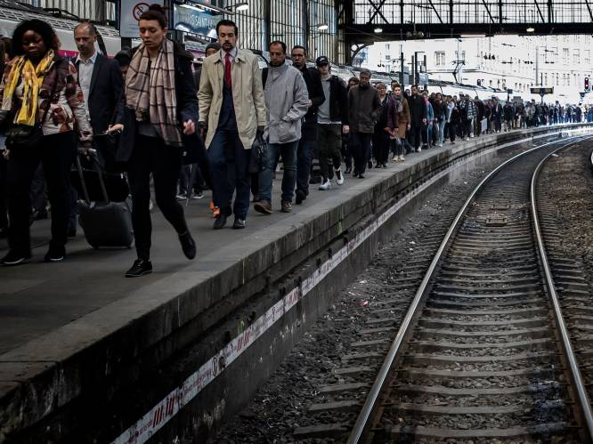 Opnieuw hinder door Franse spoorstaking: 2 op 3 TGV's rijden niet
