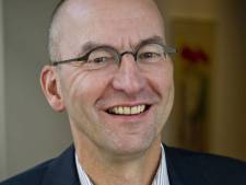 Kamerleden praten veelal voor de bühne, Van Rijn regelt het echt