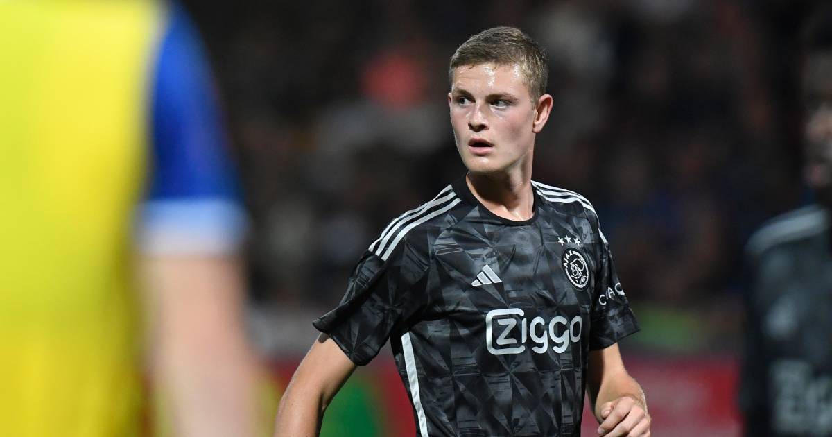 Dies Janse maakt bij Jong Ajax debuut in Keuken Kampioen Divisie