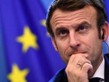 “Les non-vaccinés, j’ai très envie de les emmerder”: Macron promet d’aller “jusqu’au bout”