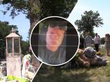Bloemenzee neergelegd voor Marco (20) uit Tilburg die verongelukte bij zwaar ongeval op N65