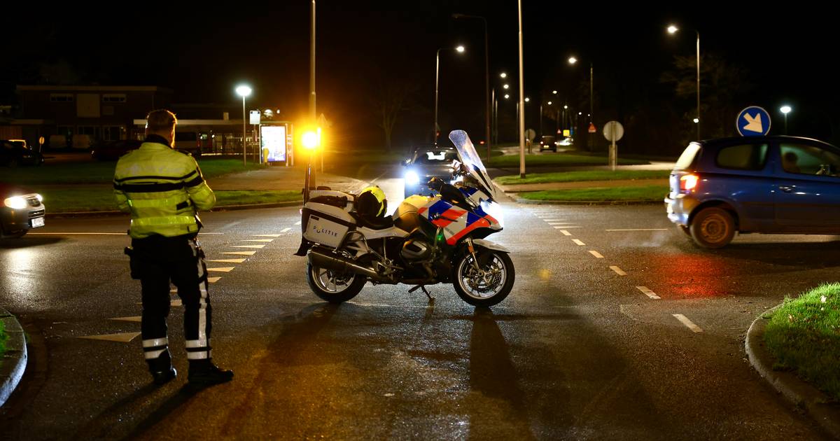 Vrachtwagenchauffeur komt na ongeval met jongetje langs met cadeaus, maar empathie ontbreekt volgens moeder.