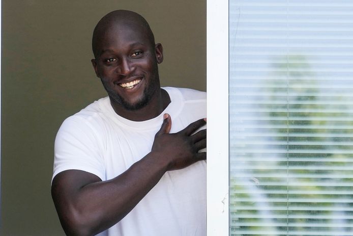 Romelu Lukaku werd hartelijk ontvangen bij zijn terugkeer in Milaan.