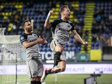 AZ boekt in slotminuut tegen Fortuna eindelijk eerste zege onder Martens