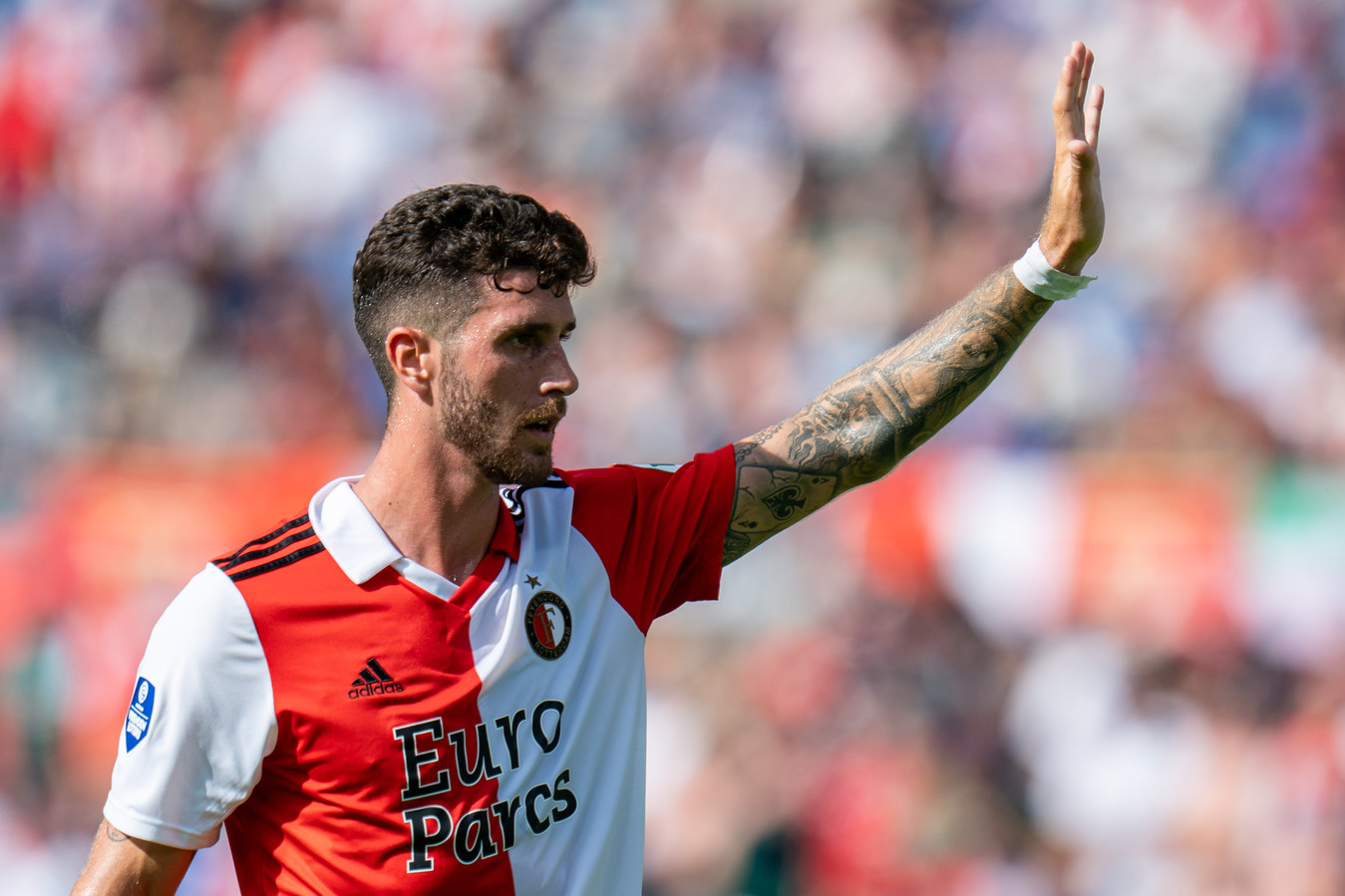 Feyenoord en Bournemouth ronden miljoenentransfer Marcos Senesi af