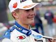18-jarige jongen die benen verloor bij crash keert terug in de Formule 3