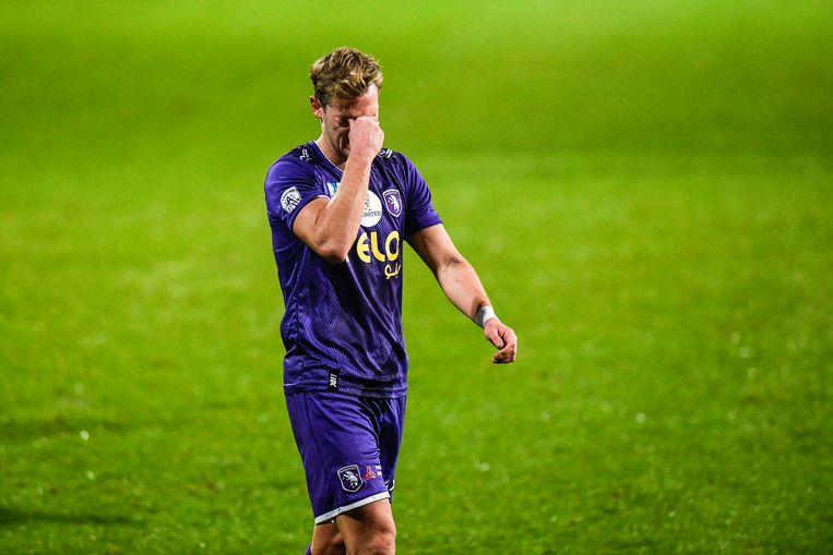Het loopt niet lekker bij Beerschot, merkt ook Joren Dom. Beeld BELGA