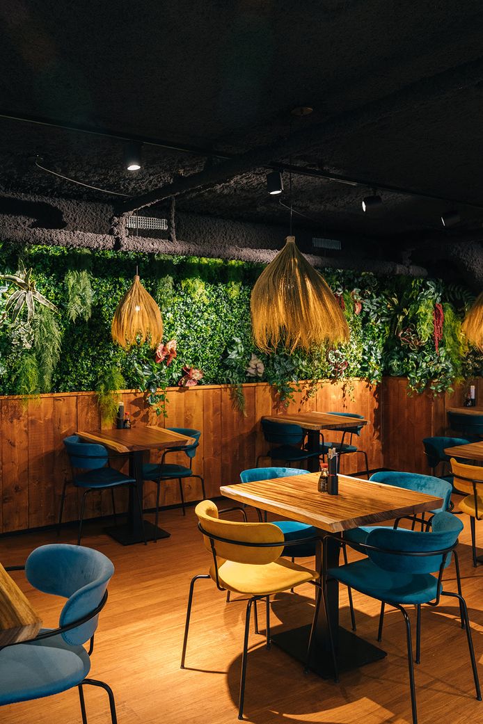 Hawaiian Poké Bowl in de Antwerp Tower.