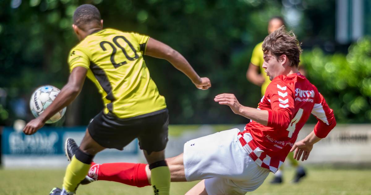 Doelpunt vanaf 60 meter van Mounir Maarmar van OVV'67, dat nog foutloos en de nieuwe koploper is