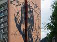 De hand die doet nadenken over ons verleden: kunstwerk van Matthias Schoenaerts voor 21 juli