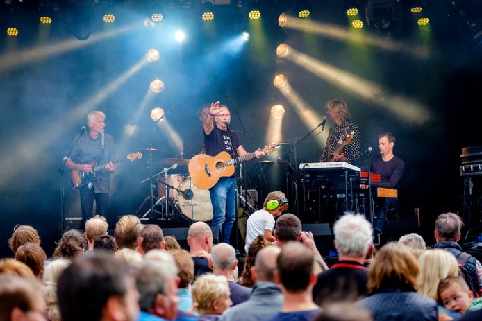 VOF de Kunst op Waterpop vorig jaar.