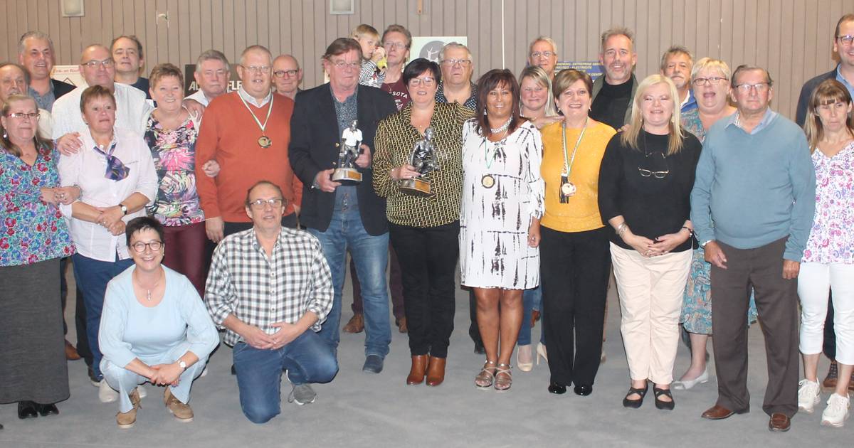 Petanqueclub COC vierde de zomerkampioenen | Ronse | hln.be