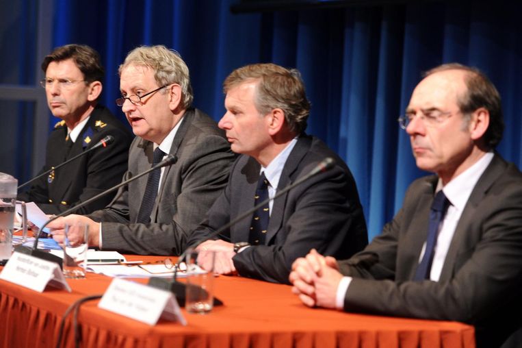 Persconferentie over de Amsterdamse zedenzaak in december 2010. Beeld ANP