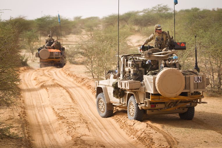 Nederlandse commando's van het KCT (Korps Commando Troepen) tijdens een patrouille richting de stad Bakal in 2014. Beeld ANP