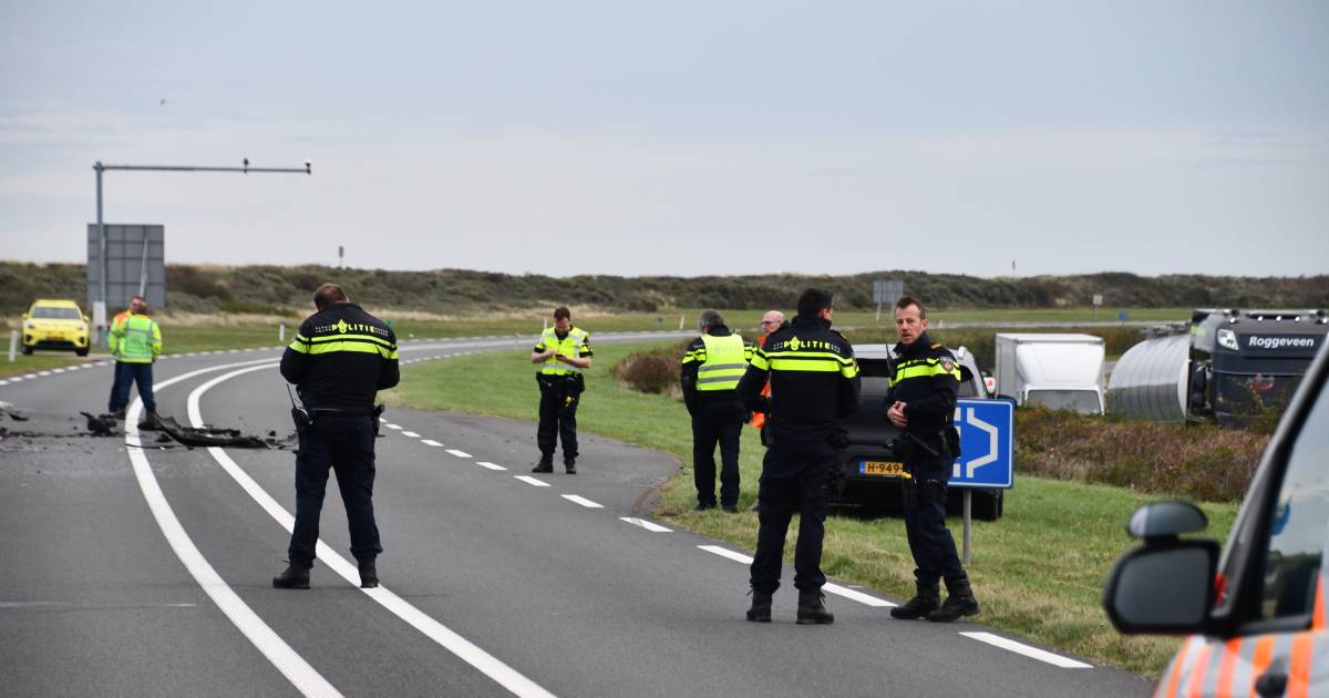 27-jarige automobilist aangehouden na dodelijk ongeluk op Brouwersdam, politie zoekt getuigen