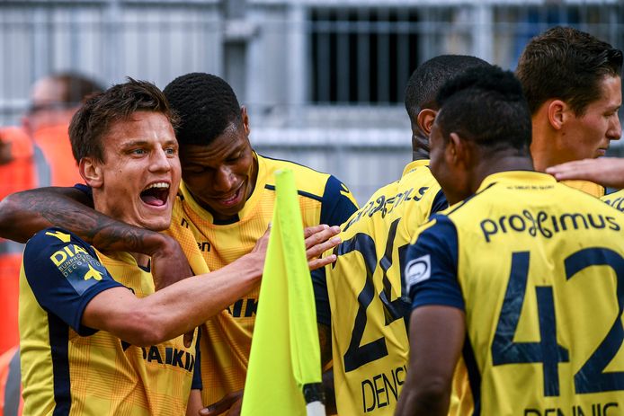 CHARLEROI, BELGIUM - MAY 10 :  Jelle Vossen forward of Club Brugge celebrates after scoring the 1-3 during the Jupiler Pro League play off 1 match between Royal Charleroi Sporting Club and Club Brugge KV on May 10, 2018 in Charleroi, Belgium, 10/05/2018 ( Photo by Gregory Van Gansen / Photonews
