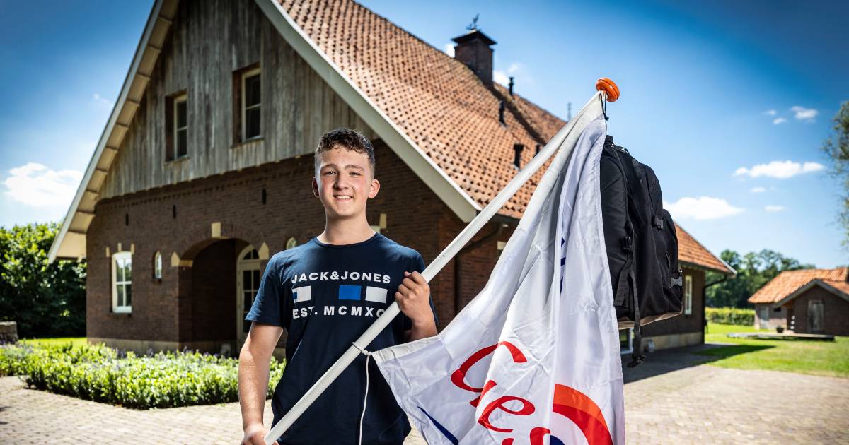 Al in derde klas op Potskampstraat examen doen, Mike (14) uit Tilligte slaagt en levert unieke prest