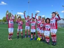 Kampioenen! Deze amateurteams mochten dit weekend een feestje vieren (en stuurden hun foto's in)