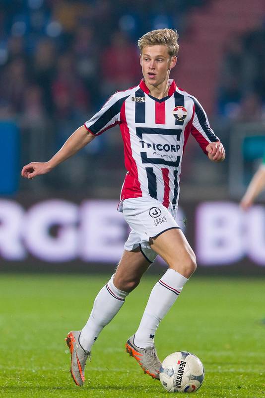 De Jong waakt voor onderschatting: 'Feyenoord is beter dan ...