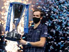 Daniil Medvedev remporte le Masters face à Dominic Thiem