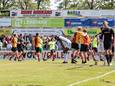 Vreugde bij Stevo en teleurstelling bij ATC’65 nadat Roy Wigger de ploeg uit Geesteren op 3-1 heeft gezet.