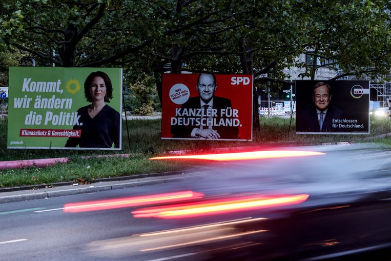 De verkiezingsposters van de Groenen, SPD en CDU.  Beeld EPA