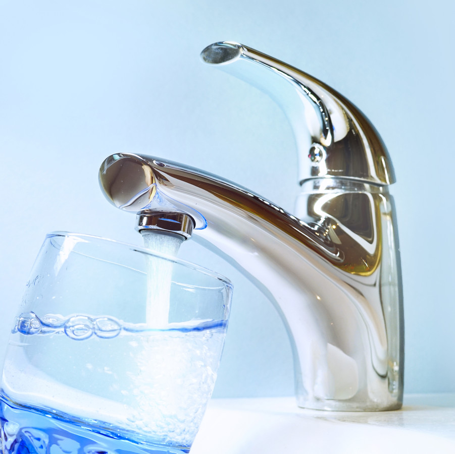 Het lekkerste water uit de kraan drink je in... Utrecht! Foto gelderlander.nl