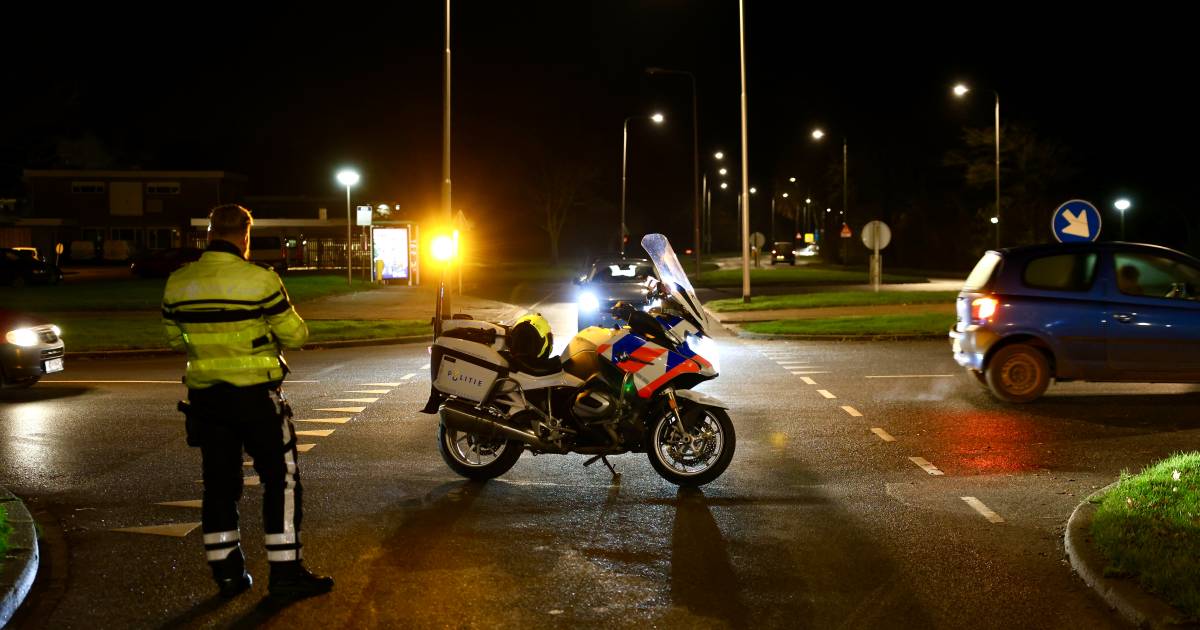 Kind gewond na aanrijding in Emmeloord, bestuurder doorgereden vrachtwagen later aangehouden.