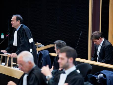 "Il l'aimait et il l'aimait fort, il voulait la sauver"