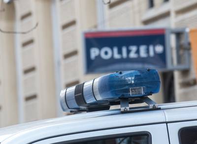 “Potentieel grote schade”: explosief aangetroffen bij bijeenkomst Jehova’s getuigen in Oostenrijk