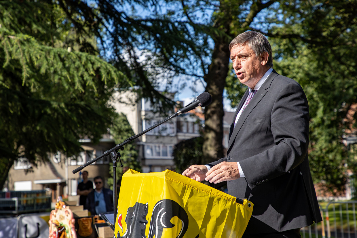 Jan Jambon speecht aan de vooravond de Vlaamse feestdag van vorig jaar. Beeld BELGA