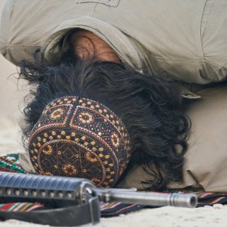 Docu-maker portretteerde een jonge talibanstrijder: ‘We trokken ons soms terug om risico’s te vermijden’