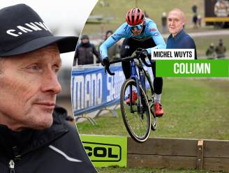 Michel Wuyts ziet hoe een Nederlands WK altijd gepaard gaat met herrie: “Adrie van der Poel kickt op wat gekissebis”