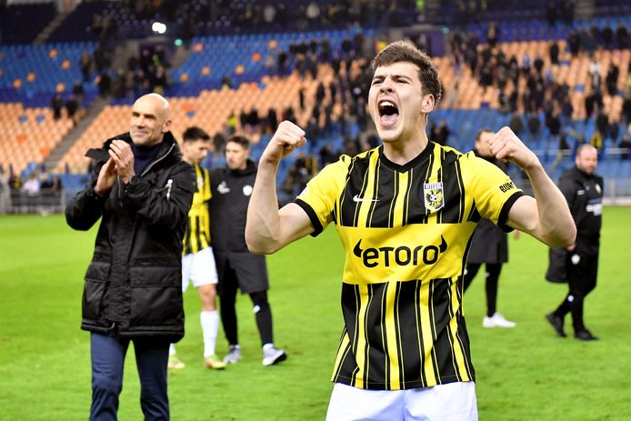 Thomas Letsch en Jacob Rasmussen bedanken de fans.