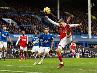 Invaller Trossard onderuit met Arsenal: Gunners verliezen in Everton, Praet scoort voor Leicester