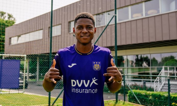 Nilson Angulo est devenu international en octobre 2021.