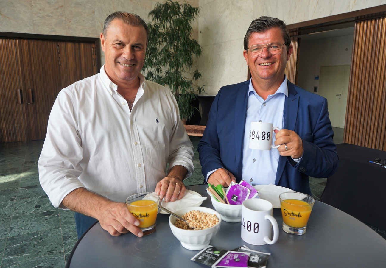 Het Sociaal Fonds van de Burgemeester, hier met Jo Dielman en burgemeester Bart Tommelein (Open Vld), organiseert voor het eerst in jaren opnieuw een ontbijt voor het goede doel.